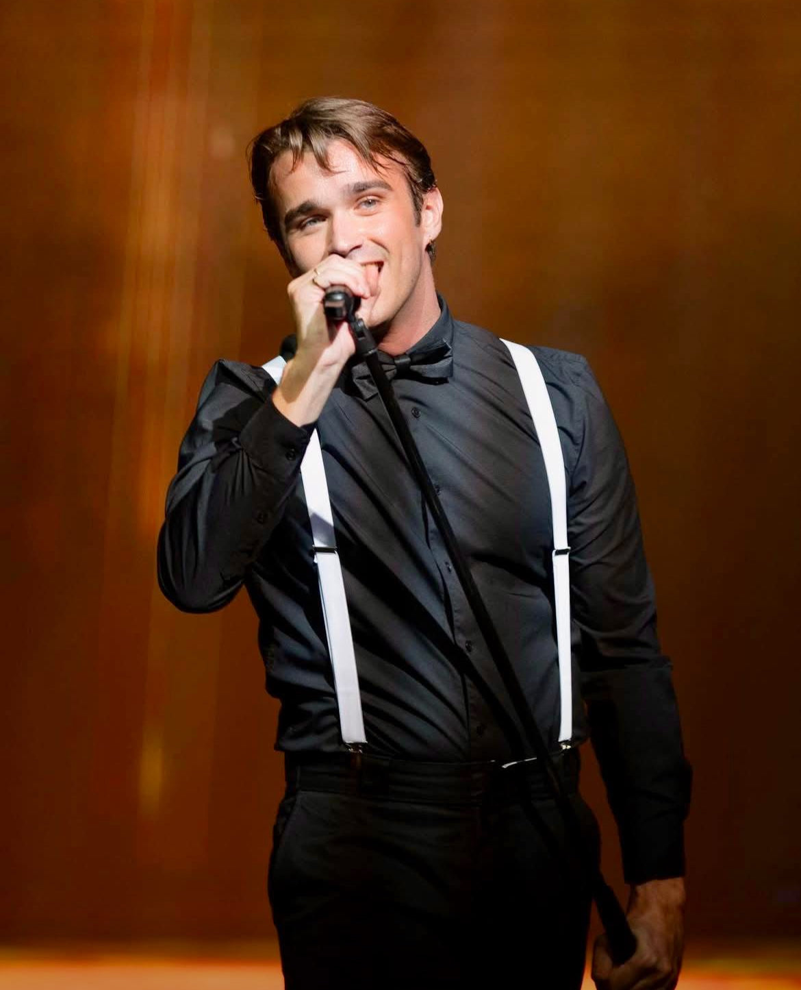 Friday 5th December- Jazz and Bublé with Max Bowker