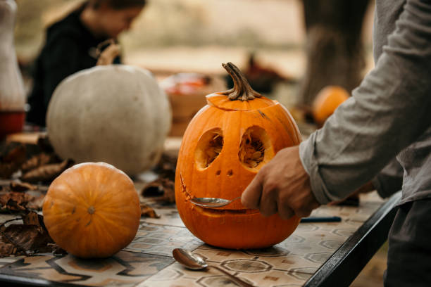 Wednesday 29th October- Pumpkin Carving 🎃